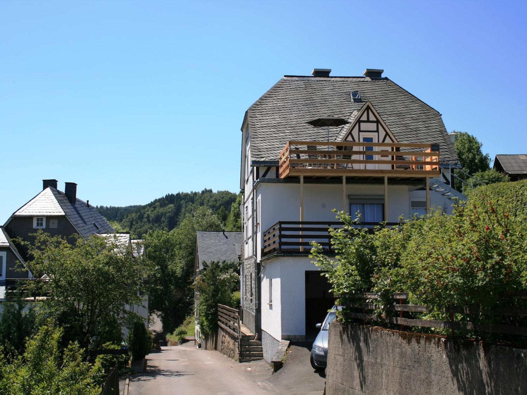 Cosy Apartment In Schwalefeld Near Willingen With Private Terrace Экстерьер фото
